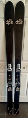 DPS Pagoda Piste 94 C2 Skis - 2023 - 178m - Look Pivot 15 Bindings - Excellent