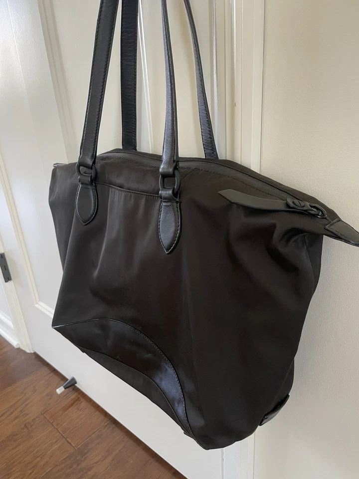 Bolsa tote Cole Haan Zero Grand de náilon - Imagem 2 de 4