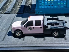 Big Country Toys 1/20 Ford F-350 Flatbed Dually & Gooseneck