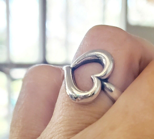 James Avery Retired Heart Ring Sterling Silver Sz 10.5 Sterling Silver