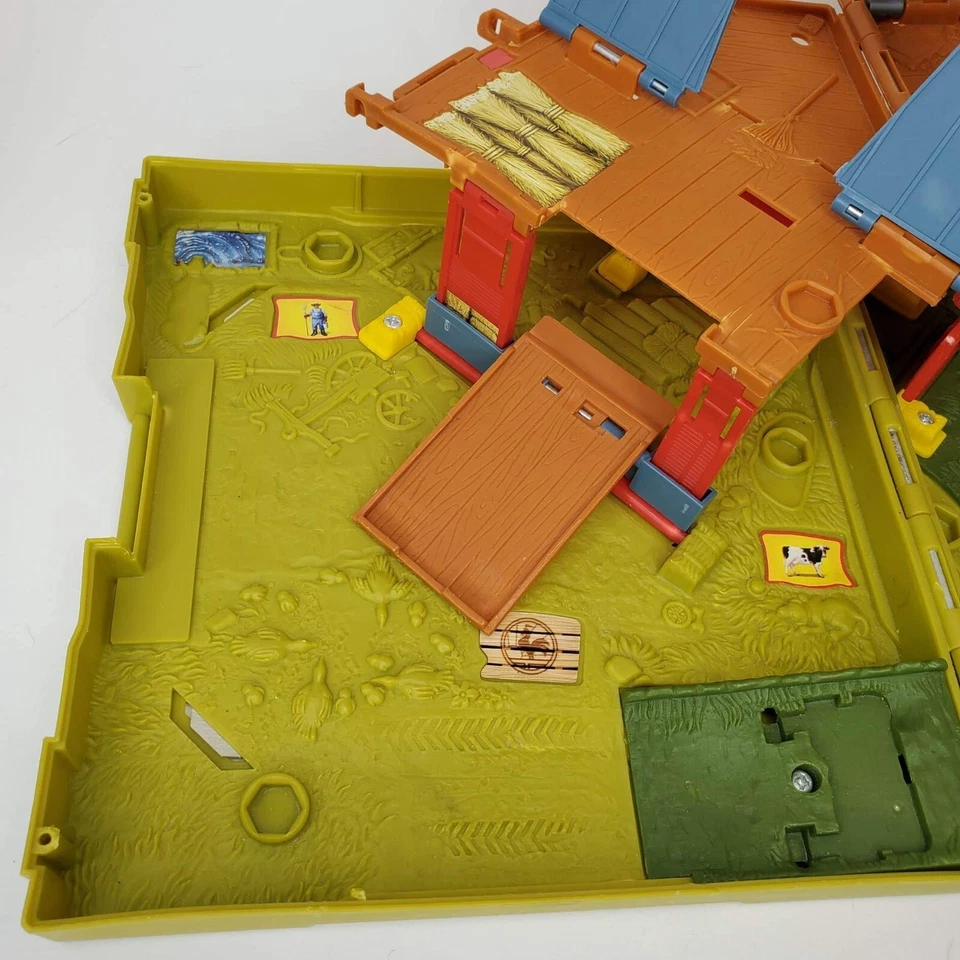 Matchbox Toy Car Pop Up Big Barn Farm Adventure Set 2006 Playset Fold N Go - Image 2 of 4