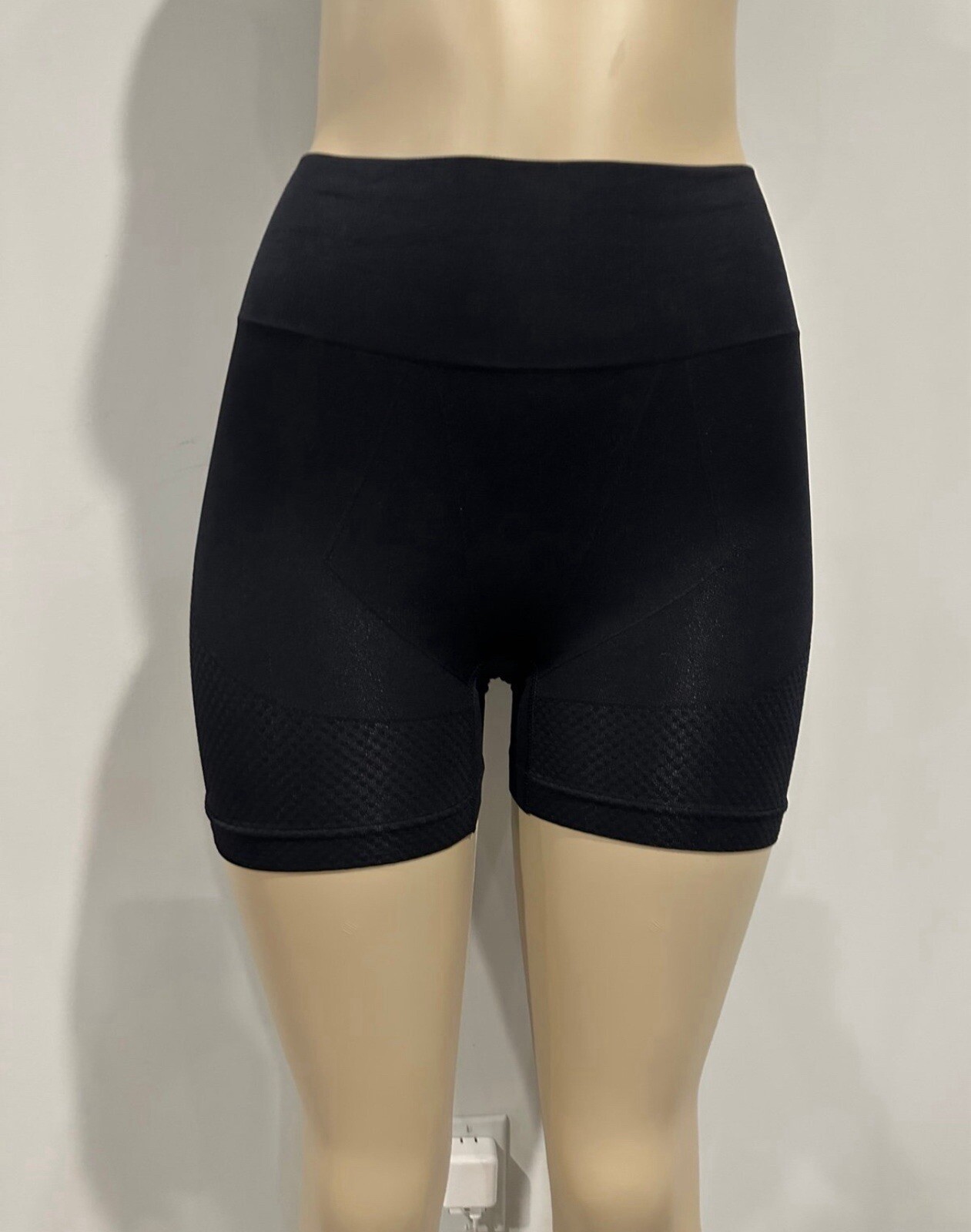Shorts Size Large Women New Black High Rise Spandex Yoga-image