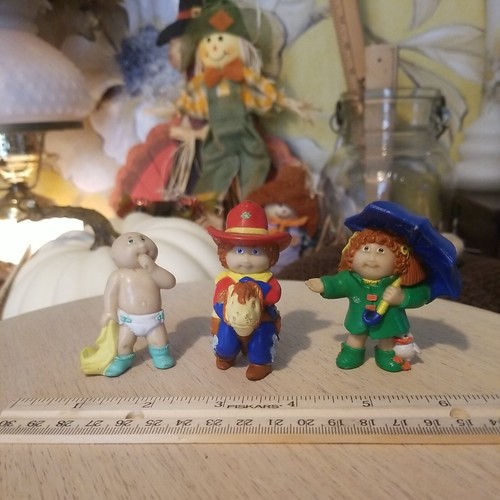 VINTAGE 1984 CABBAGE PATCH FIGURINE Umbrella & duck (1) - Picture 9 of 9