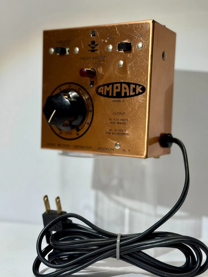 MRC: AMPACK TRANSFORMER Model 3    w/Circuit Breaker & Dir Control   TESTED - Image 2 of 4