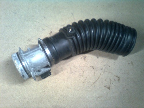 Ford Escort VI GAL 1,6 90 PS Luftmassenmesser LMM + Schlauch 92FB12B579BA