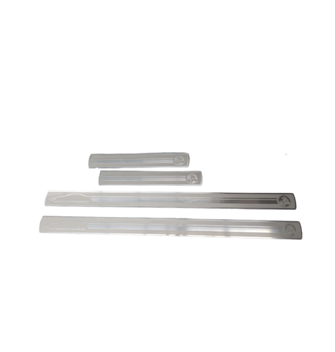 Genuine Holden Scuff Sill Plates with Enhanced Emblem F&R VE VF SS SSV Calais - Picture 3 of 11