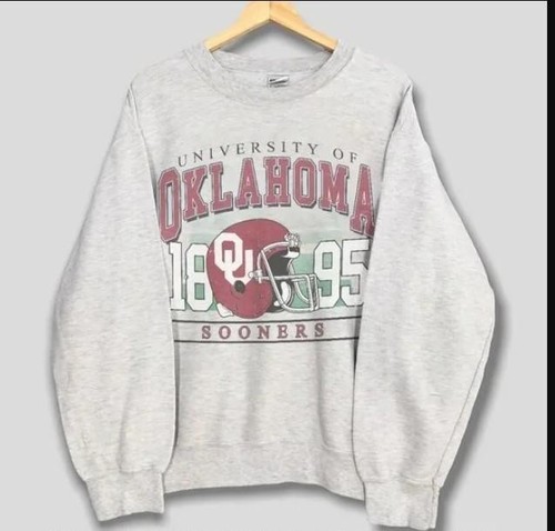 University of Oklahoma Sooners Football Vintage Style T-Shirt Gildan