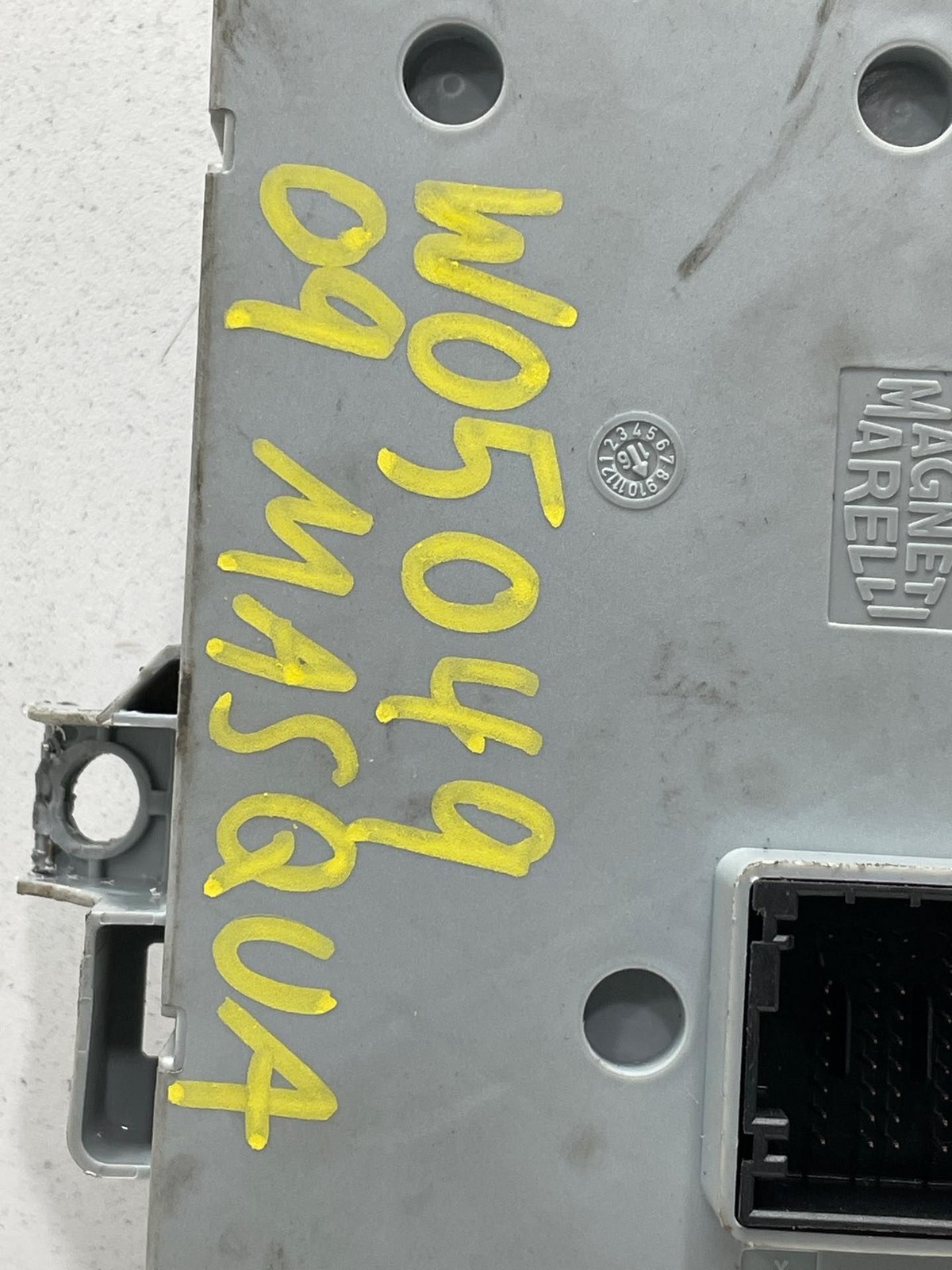 2009 Maserati Quattroporte Engine Fuse Box Relay *REPAIRED MOUNT* OEM PA6-GB20GE