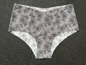 Lot 5 Victoria&rsquo;s Secret sz M No-Show Cheeky Tanga Panty Bundle Pack Cheekini