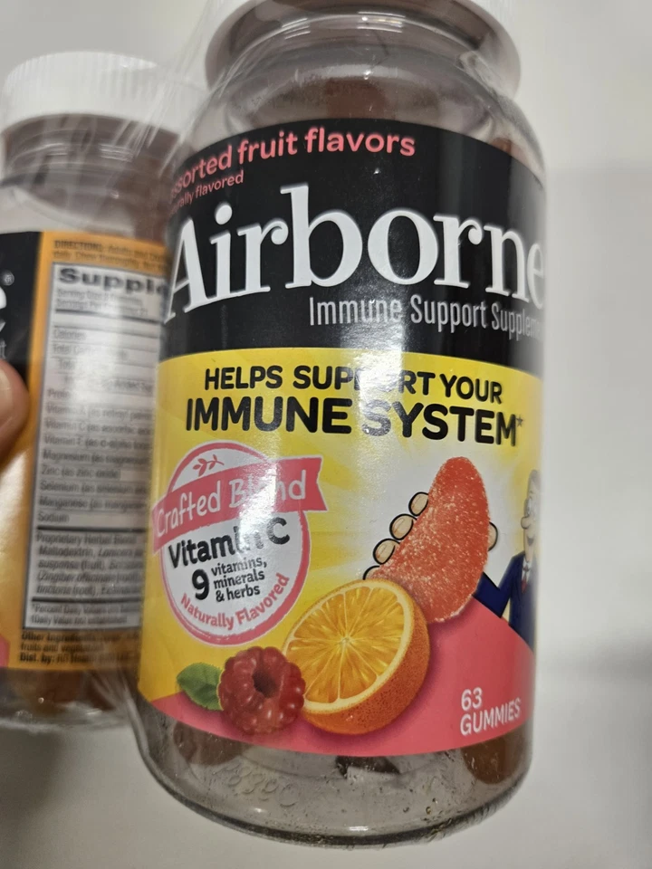 AIRBORNE GUMMIES 63 COUNT ASSORTED FRUIT FLAVORS 02/2026 2ea pack - Image 4 of 4