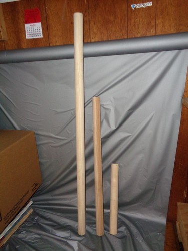 Red Oak Wood Dowels - 1⅜" Diameter - 12", 24" or 36" Length **FACTORY SECONDS**