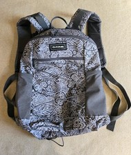 Dakine Wndr Pack 18L Backpack Petal Maze Used 3117 Hiking Snow School Travel