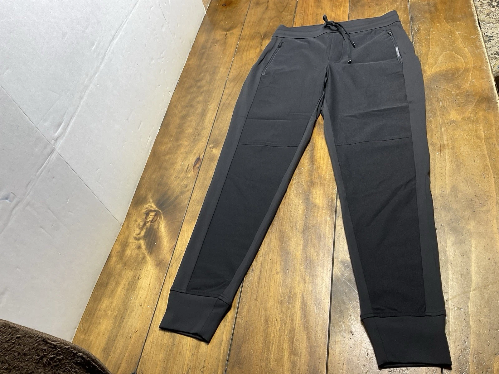 Athleta Headlands Hybrid Trek Jogger Pants Women's Size 4 Black Drawstring
