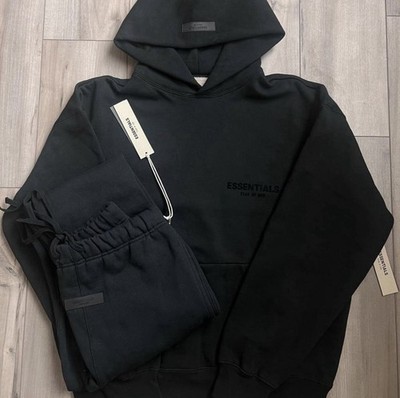 Fear of God Essentials Set Hoodie & uncuffed Pants Black Size: L