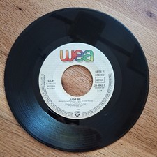 DÖF - Love Me - 7inch Vinyl Single