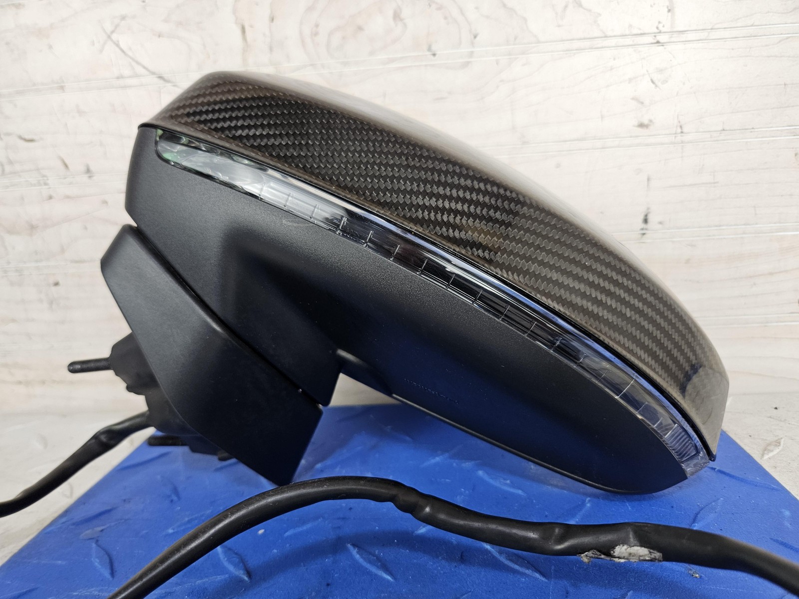 2017-2023 Audi R8 V10 OEM Left Driver Door MIrror Carbon Fiber Trim 8k Miles