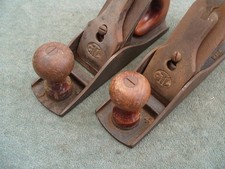 Two No 4 sized Iron Smoothing planes, by GTL.