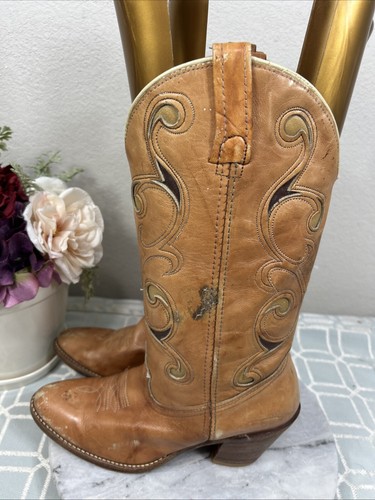 En muy buen estado Acme Dingo Vaquero Marrón Tostado Cuero Rodeo Botas Occidentales EE. UU. Para Mujer EE. UU. 7,5 M - Imagen 7 de 13