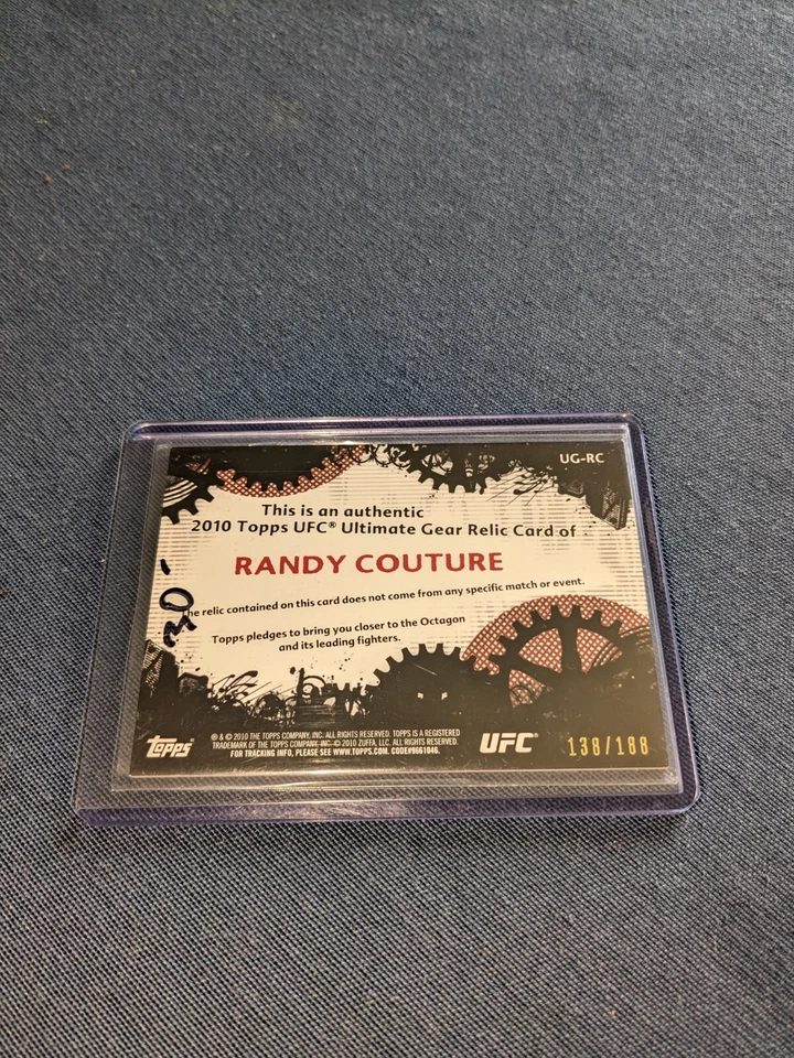UFC Round 4 2010 Gold Ultimate Gear Randy Couture /188 SSP - Image 2 of 2