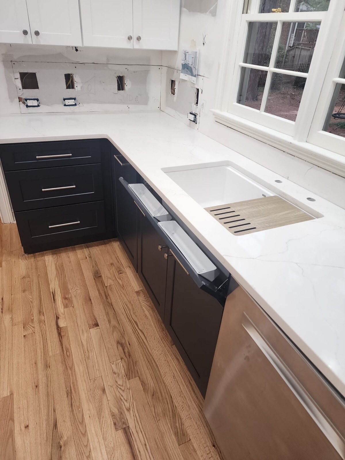 New High Quality Solid Wood Kitchen Granite & Quartz