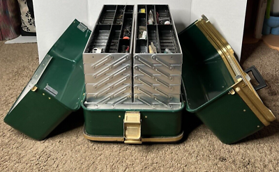 Vintage Antique UMCO 3500u 10 Tray U.S. Fishing Tackle Box Vintage Antique UMCO 3500u 10 Tray U.S. Fishing Tackle Box