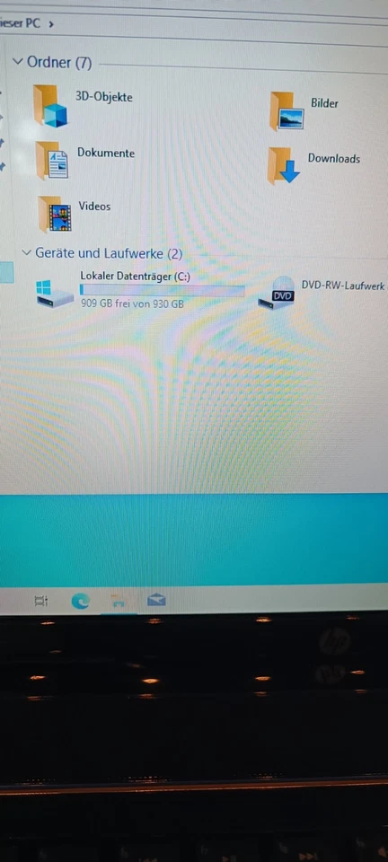 Portátil portátil HP Pavilion G7-2228sg - 17 pulgadas - Core i7 - 1 TB HDD - 8 GB de RAM - Imagen 4 de 4