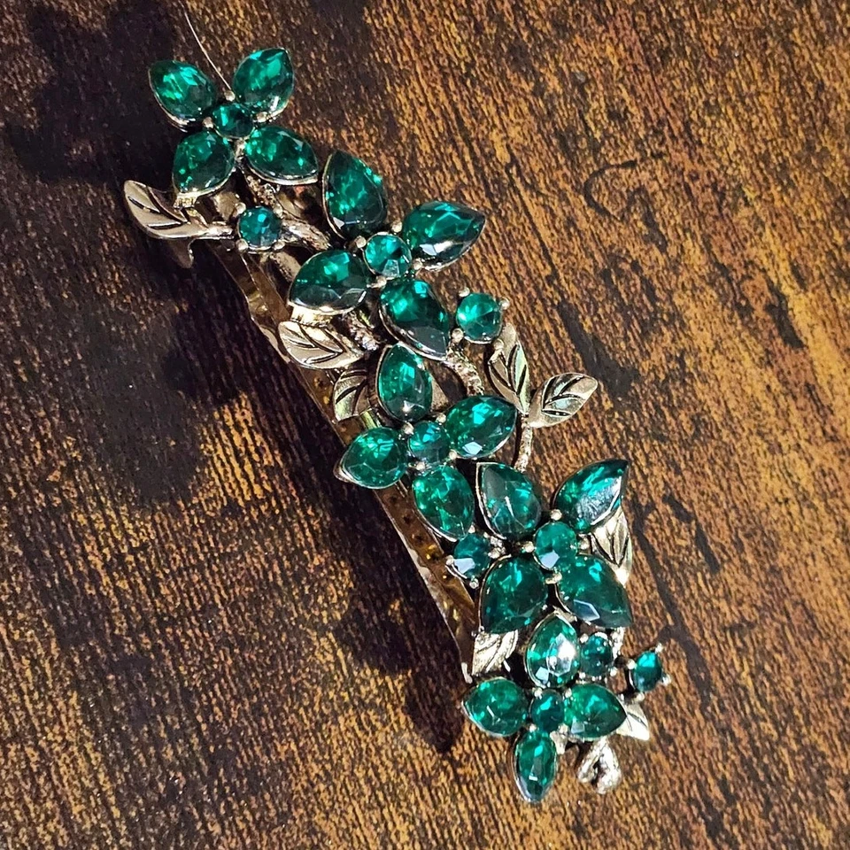 Pinza para el cabello Boutique verde estrás floral tono dorado mezclado metal Foto 3 de 4