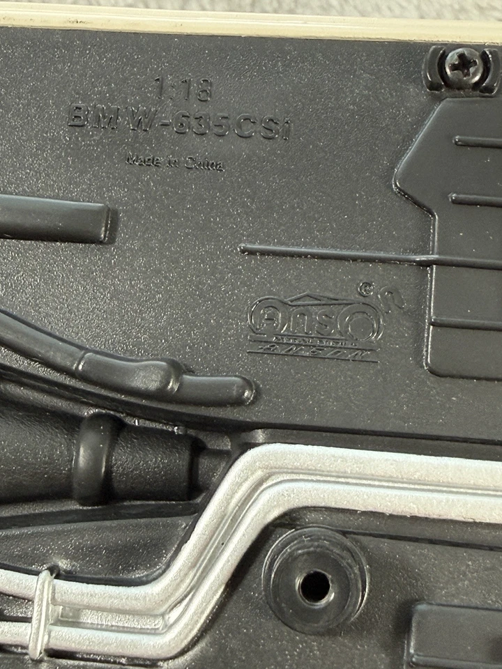 Anson 1/18 比例 1985 宝马 635csi E24 Coupe 压铸模型汽车白色 — 第 4/4 张图片