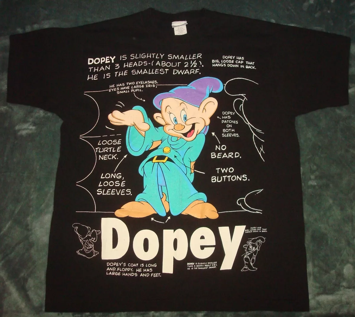 VTG 90s DOPEY SNOW WHITE & THE SEVEN DWARFS T SHIRT ONE SIZE FITS ALL DISNEY USA