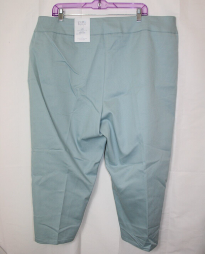 NWTS Croft & Barrow Mid Rise Capri Pants Size 20W - Picture 2 of 3