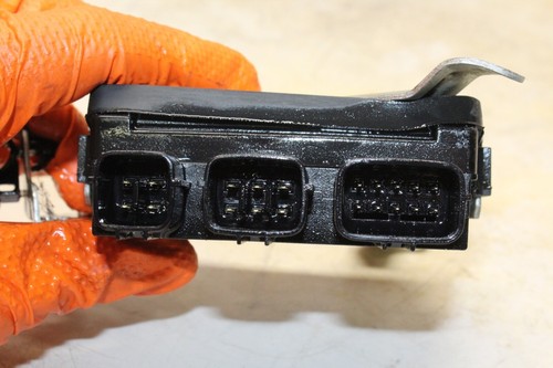 05-25 KAWASAKI NINJA ZX6R ZX600P OEM FUSE - Picture 2 of 7