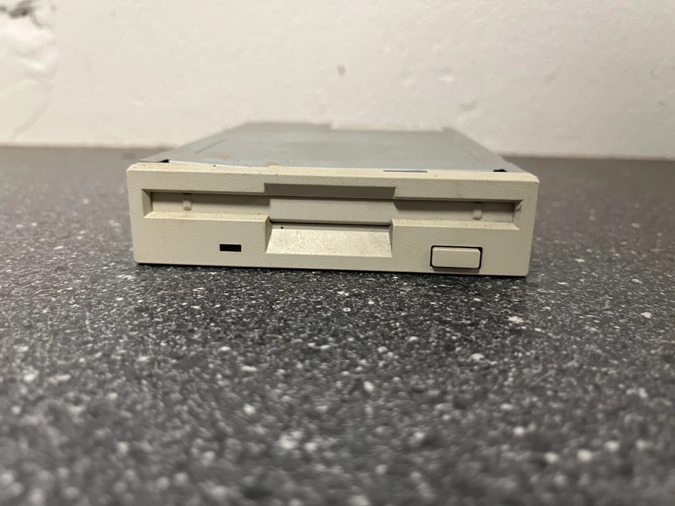 Lecteur de disquette vintage Panasonic 3,5 pouces modèle JU-257A604P - ordina... - Photo 2/4