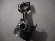 Kubota F2400/D1105 Rod and Piston