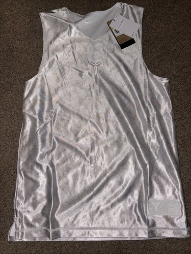 Nike Herren Gr. S Kobe Dri-FIT Standard Issue Wendetrikot Halo FZ0934-100