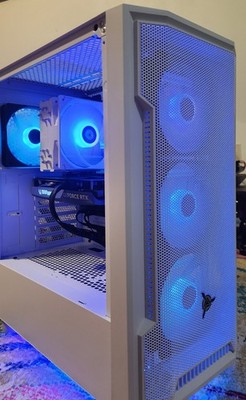 High End White GPU Upgraded Skytech Gaming PC with free Keyboard and Mouse DDR5