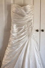Maggie Sottero Wedding Dress – Fit & Flare – Size 16 -RRP £500