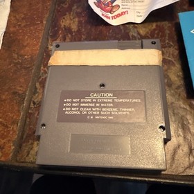 1942 NES  Nintendo Game. CIB. ￼ With Original Membership Postcard. Rare.