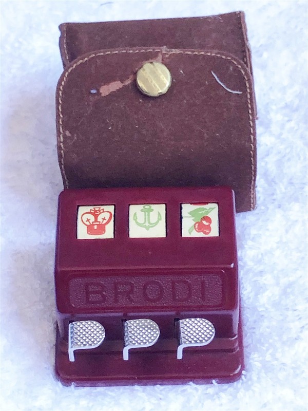 1950s BRODI POCKET SLOT MACHINE EXCELLENT WORKING 
