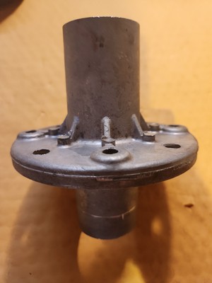 GENUINE OEM MURRAY NOMA AMF CRAFTSMAN QUILL HOUSING [3254]
