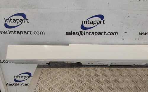 2018 BMW 2 Series F22 Left N/S Side Skirt - White 300 - Picture 2 of 9