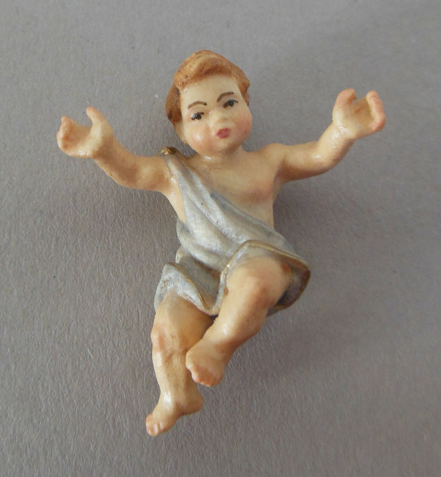 Jesuskind 4 cm lang für Krippe Klosterarbeit Holz bemalt