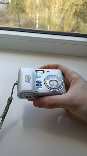 š„Nikon Coolpix L6 Silver 6.0MP digital compact cameraš„WORKing FULL Set BOXš„ - Video 1 of 1