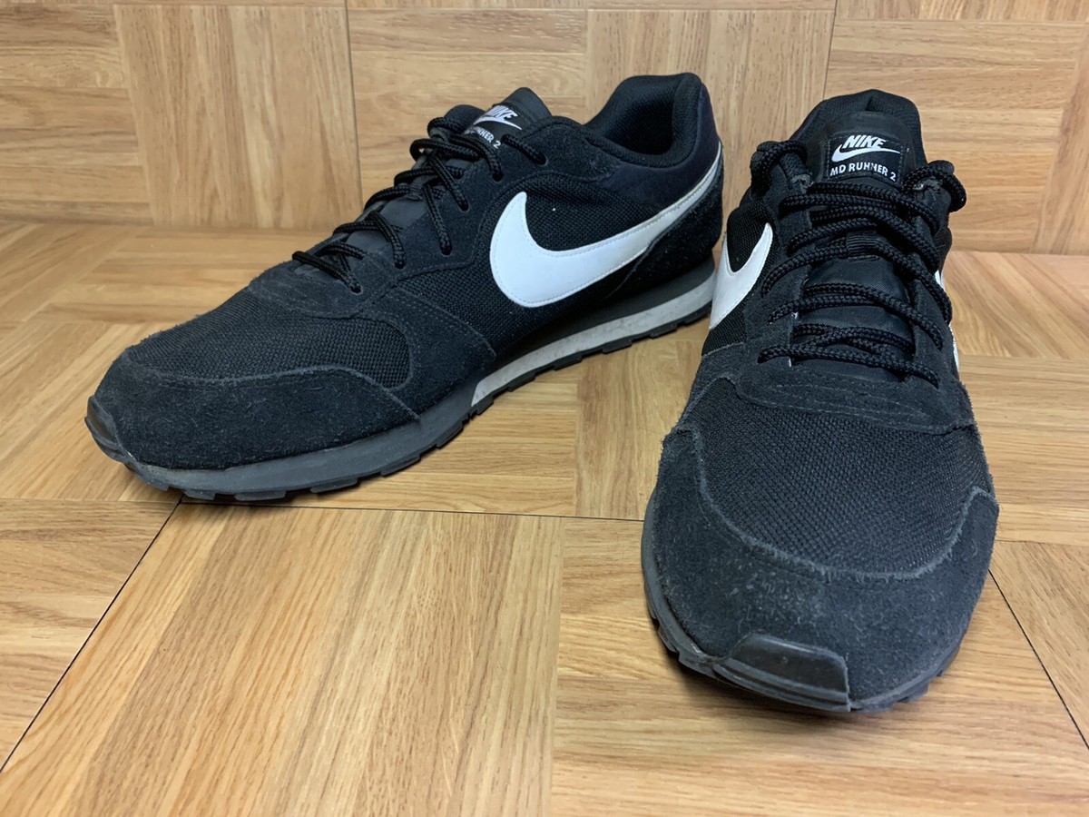 RARE Nike MD Runner Black White Men's Running Shoes Size