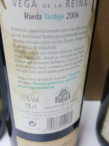 Lote 6 botellas vino variado.Blanco Ribeiro Rosado Semi dulce. Ver fotos - Imagen 7 de 12