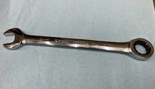 Gearwrench 9119 - 19mm 12 Point Ratcheting Combination Wrench