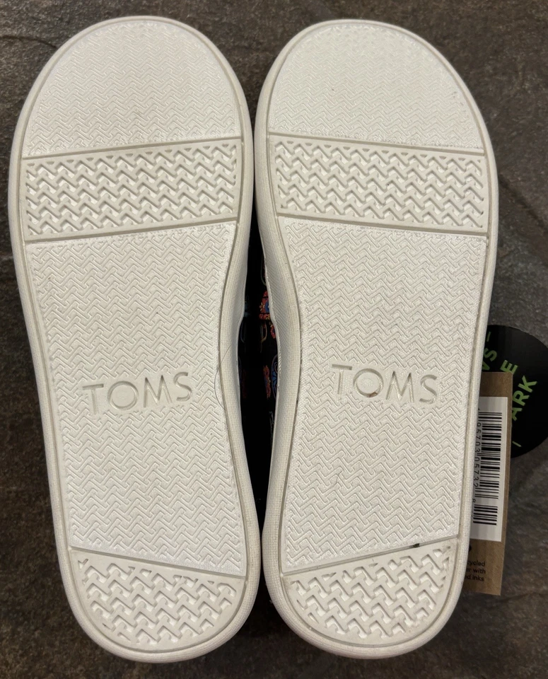 Sapatos TOMS Dia de los Muertos Glow-in-the-Dark Alpargata. Novo com etiquetas EUA 2.5 EU 34.5 - Imagem 3 de 4