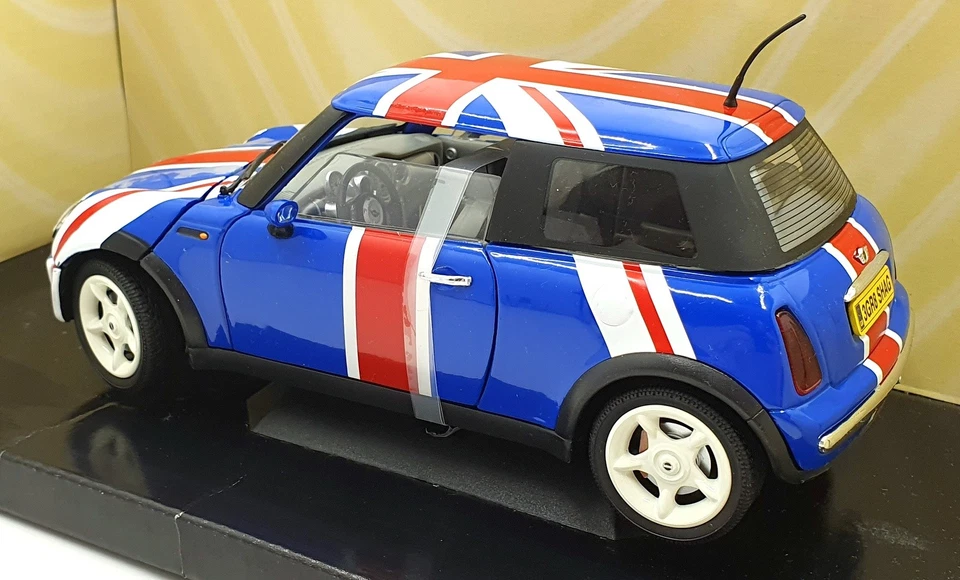 Ertl escala 1/18 Diecast 33593 - Mini Cooper Austin Powers Union Jack Foto 2 de 4