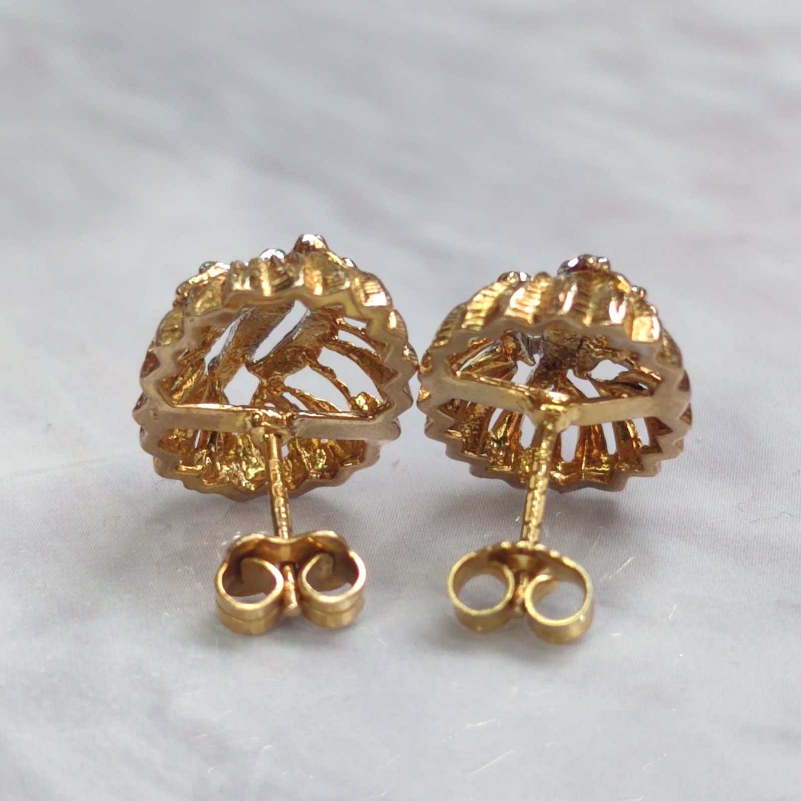 9ct Yellow White Gold Stud Earrings Two Tone Raised Textured Pattern Butterfly image 9
