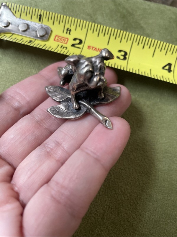 800 Silver Bulldog Sculpture 
