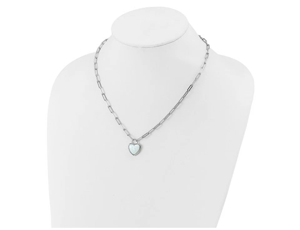 Collar con colgante de clip de papel de corazón de ópalo creado en laboratorio en plata esterlina con cadena Foto 3 de 4